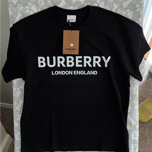 Burberry Black T-Shirt Large